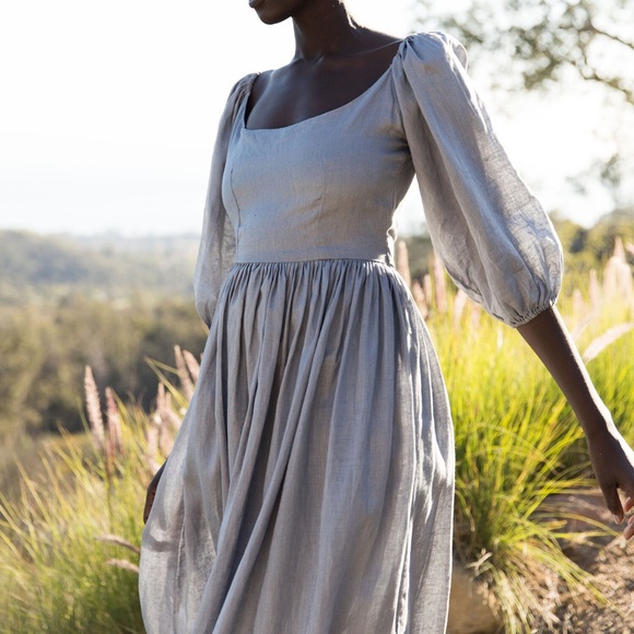 Kara Thoms Bellflower Dress in Chambray Linen- Size L - Picture 2 of 16